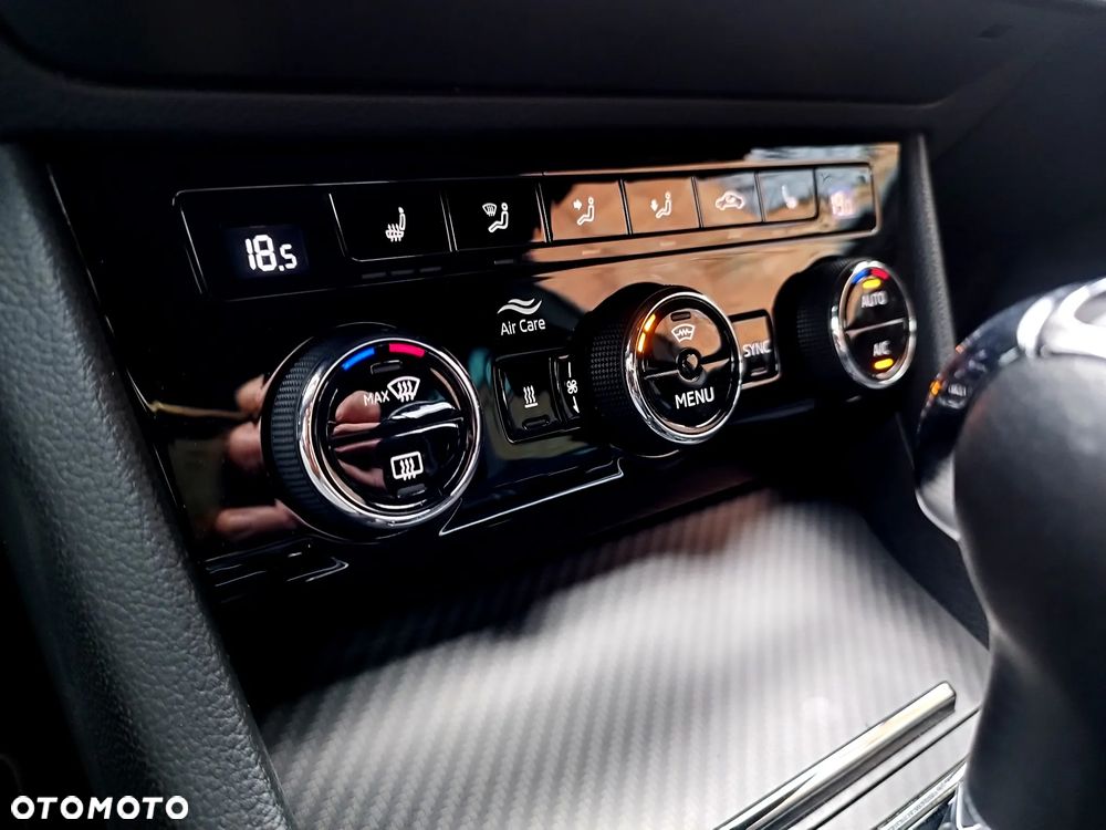 Skoda Superb 2.0 TSI 4x4 Sportline DSG - 22