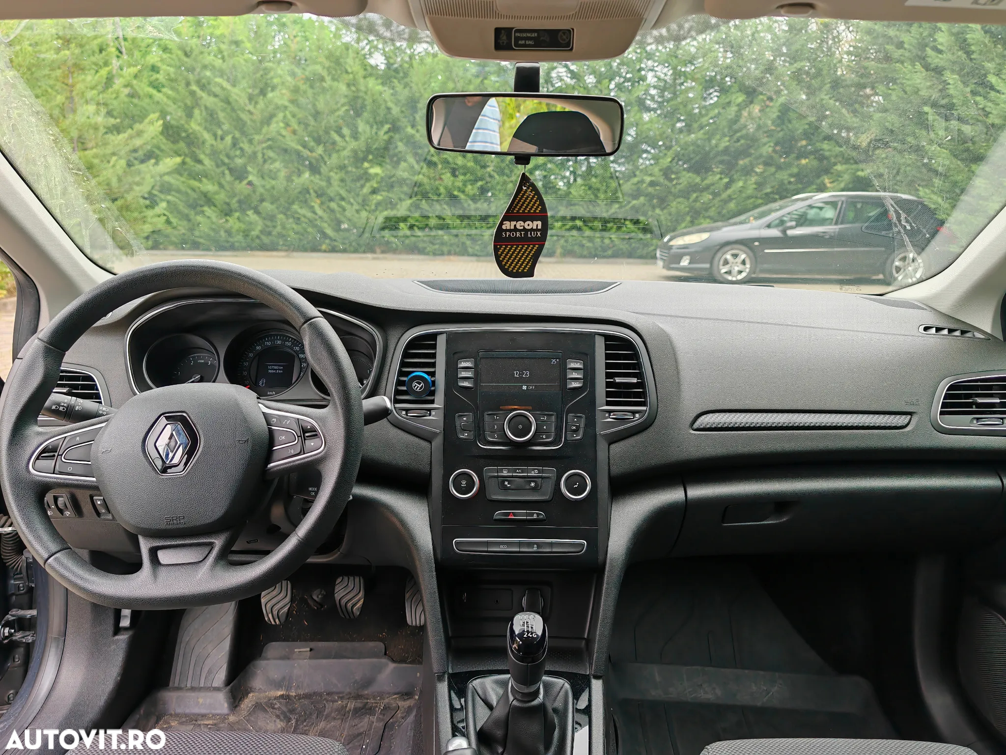 Renault Megane BLUE dCi Business - 19