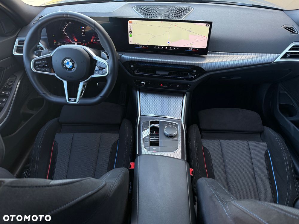BMW Seria 3 330i xDrive M Sport - 40