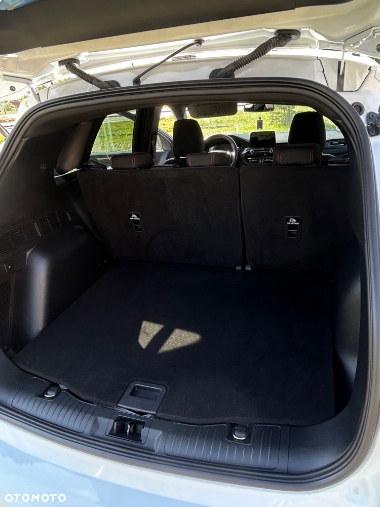 Ford Kuga 1.5 EcoBoost ST-LINE - 9
