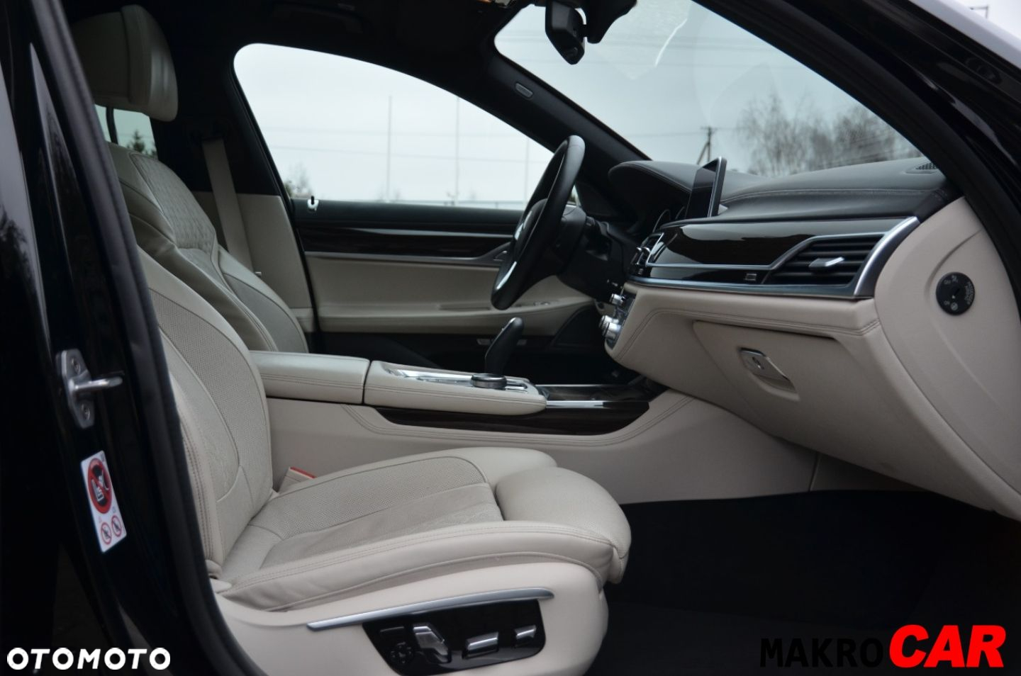 BMW Seria 7 - 17