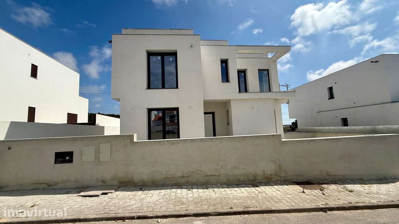 Moradia Isolada T4 com piscina, Peniche - Grande imagem: 4/31