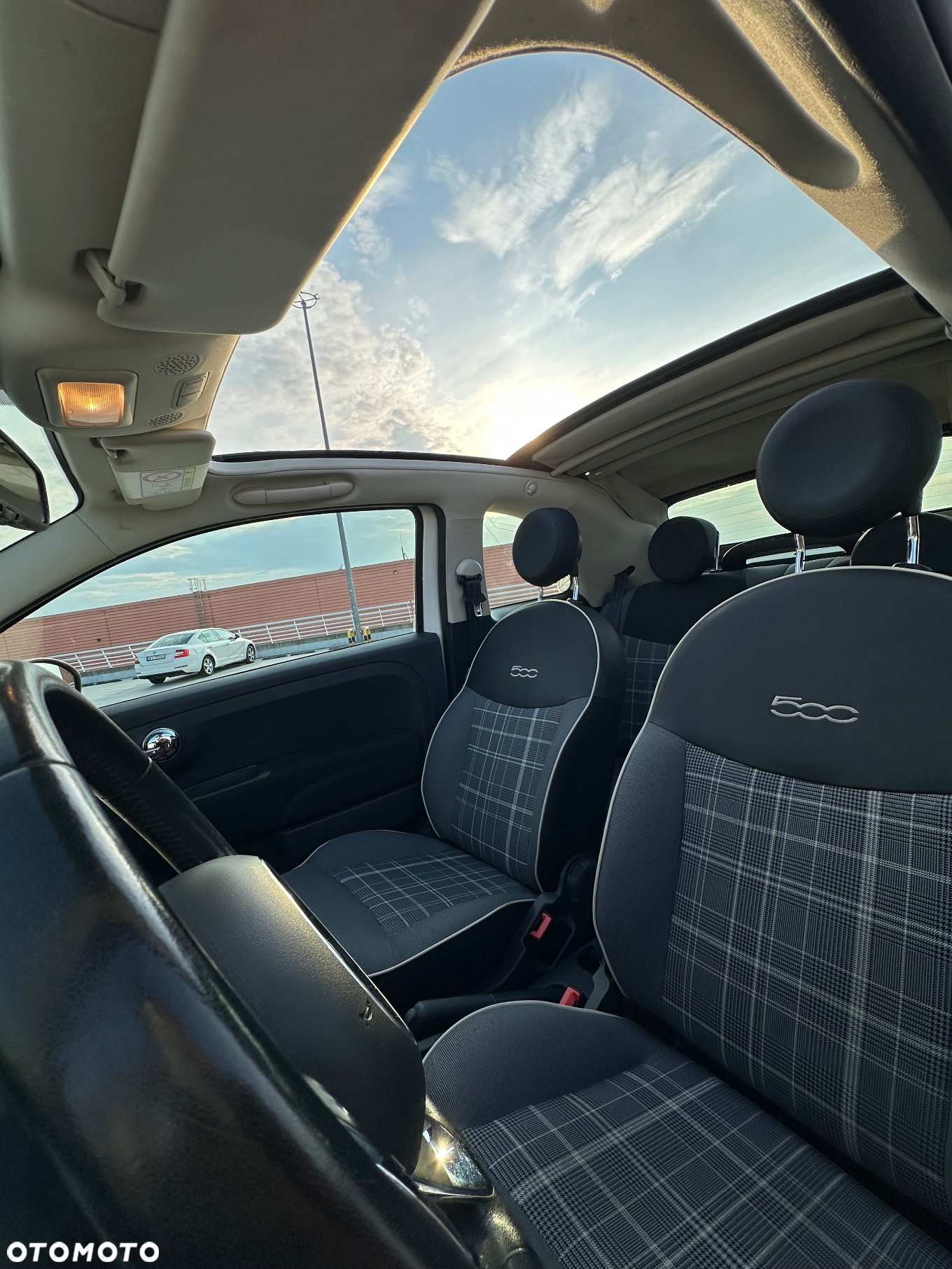Fiat 500 1.2 8V Lounge - 8