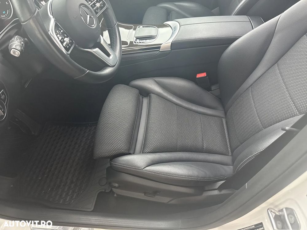 Mercedes-Benz GLC - 11