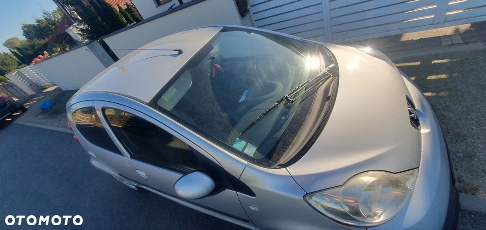 Peugeot 107 2007 photo 3