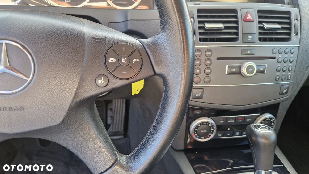 Mercedes-Benz Klasa C 180 Kompressor Automatik BlueEFFICIENCY - 19