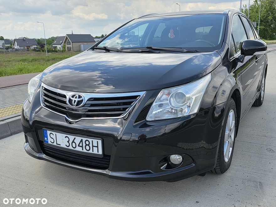 Toyota Avensis 2.0 D-4D Platinium - 9