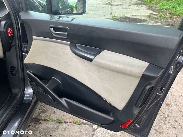 Peugeot 807 140 Automatik Premium - 23