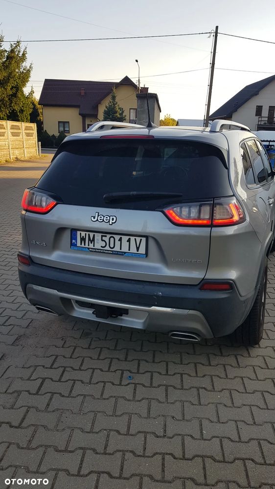 Jeep Cherokee - 14