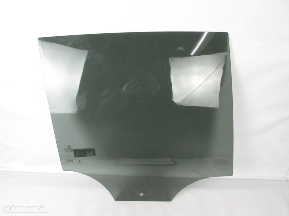 Vidro da porta Escurecido Direito/Trás Seminovo/ Original VW T-ROC (A11) - 2