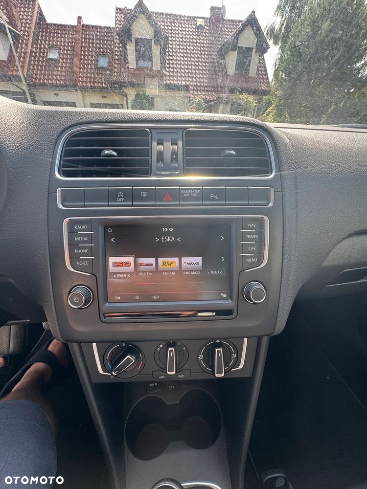 Volkswagen Polo 1.4 TDI Blue Motion - 5