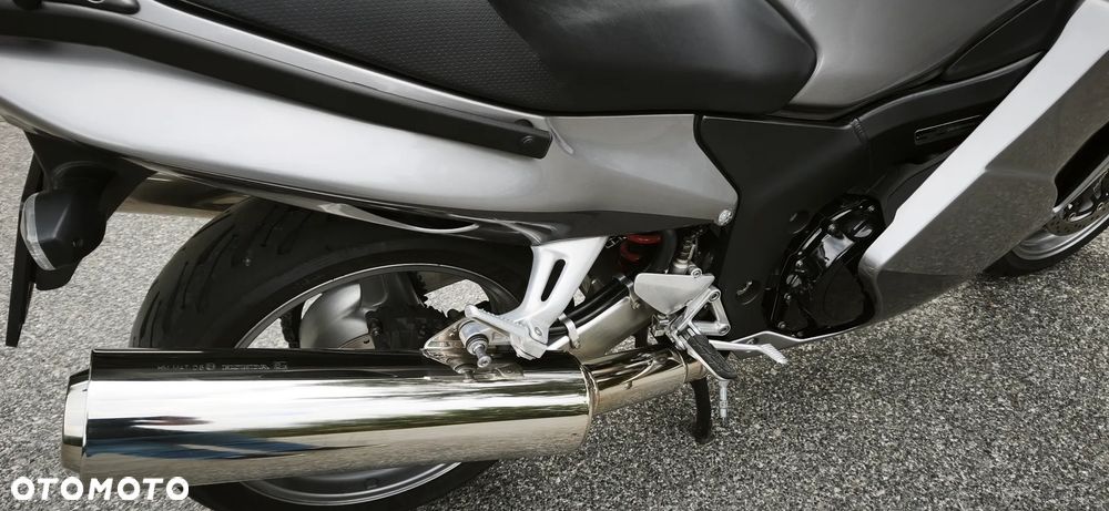 Honda CBR - 16