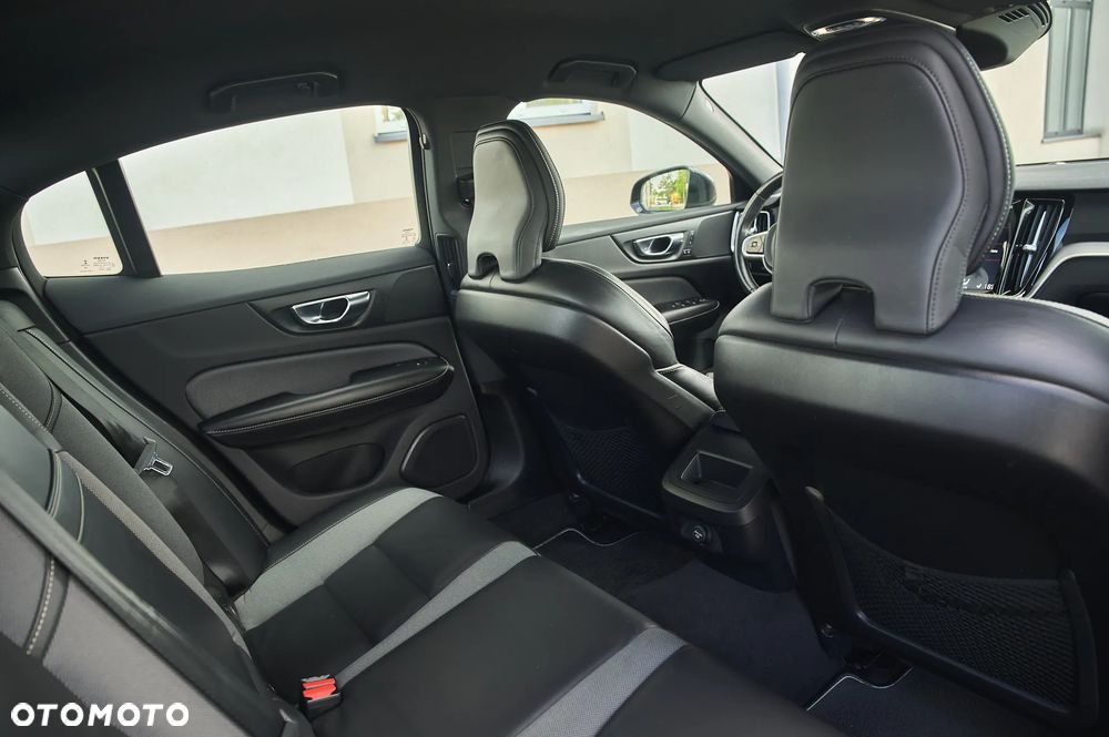 Volvo S60 T4 Geartronic RDesign - 7