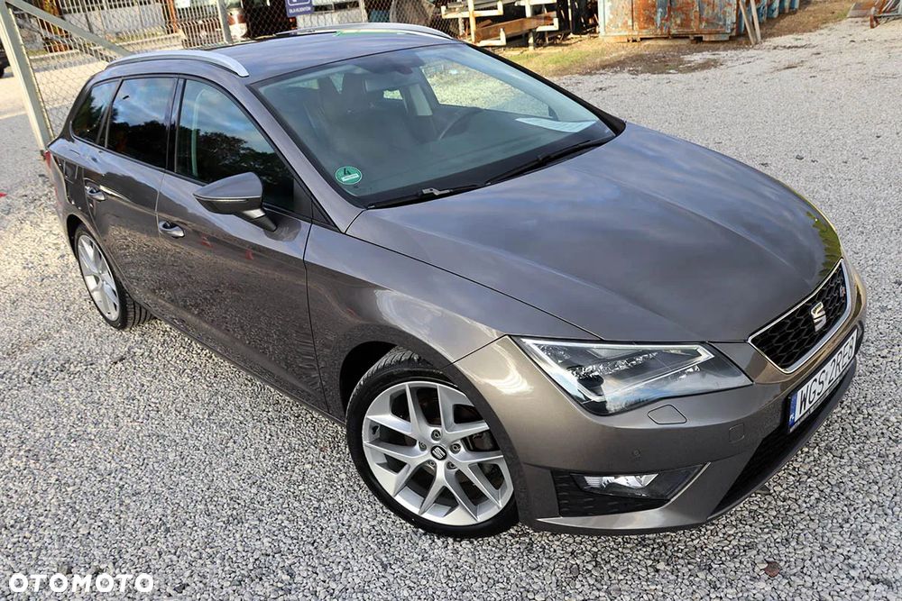 Seat Leon Sportstourer 2.0 TDI FR Plus - 8