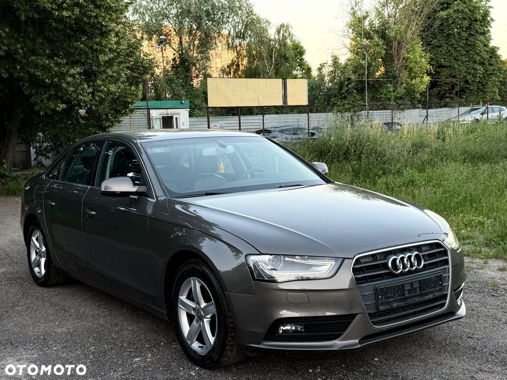 Audi A4 Limousine 2.0 TDI DPF multitronic Attraction - 1