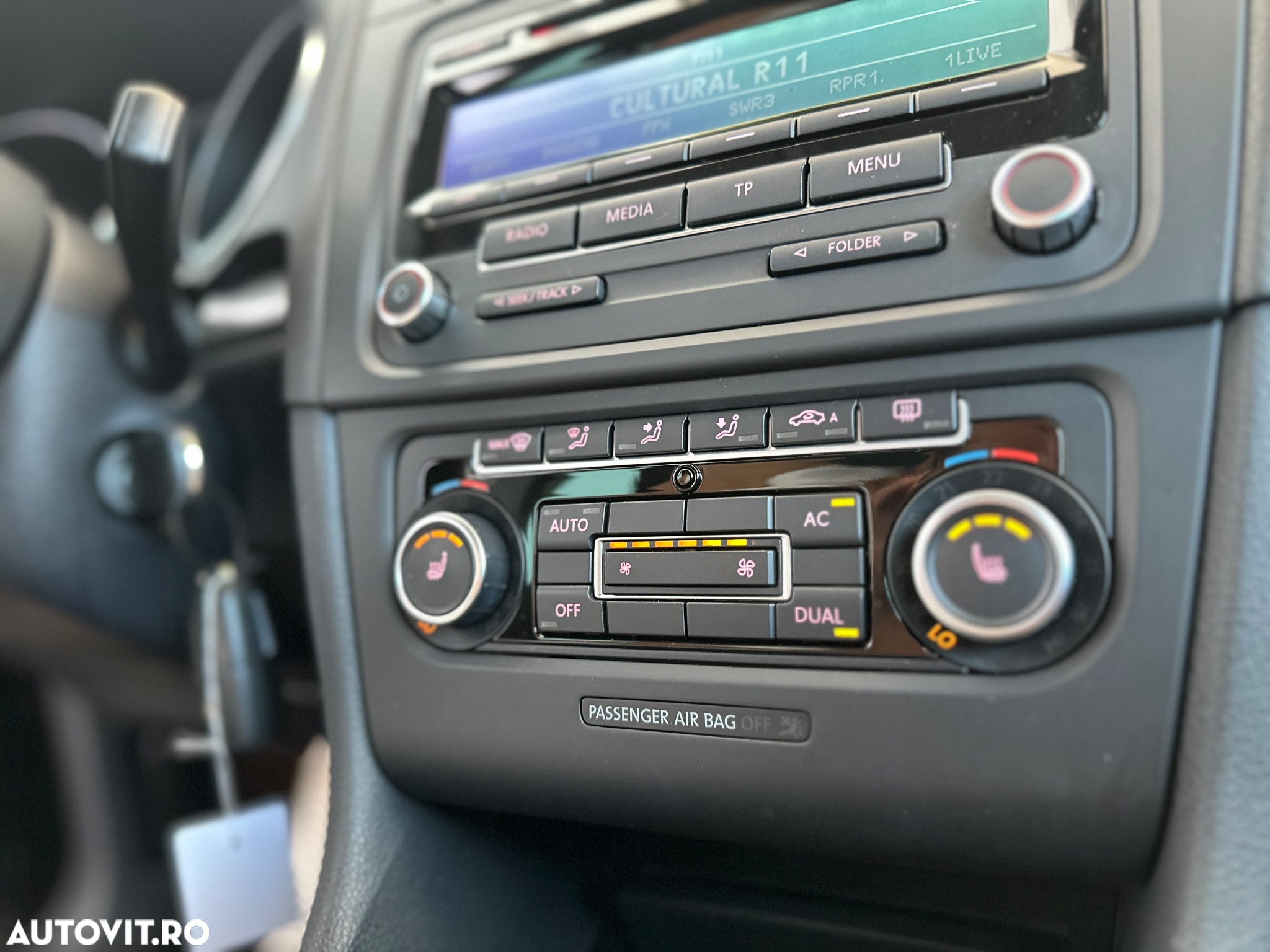 Volkswagen Golf 1.2 TSI BlueMotion Technology Style - 23