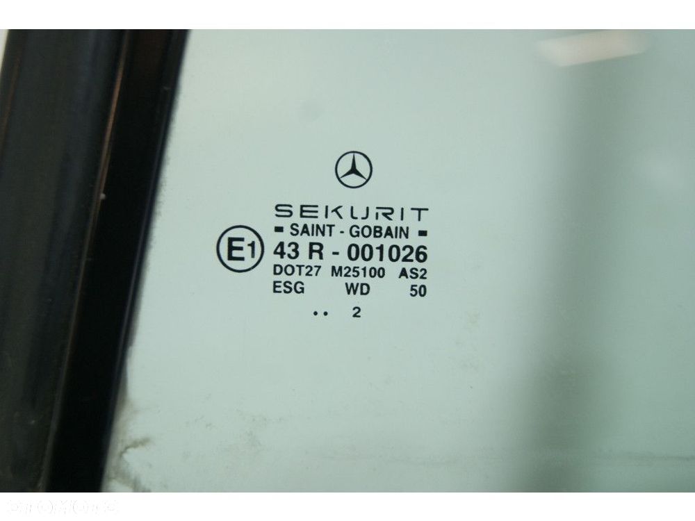MERCEDES CLK W209 COUPE  SZYBA LEWA TYŁ TYLNA - 2