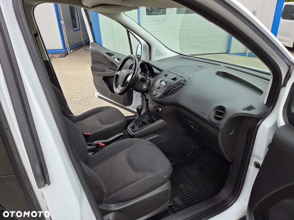 Ford Transit Courier Trend - 18