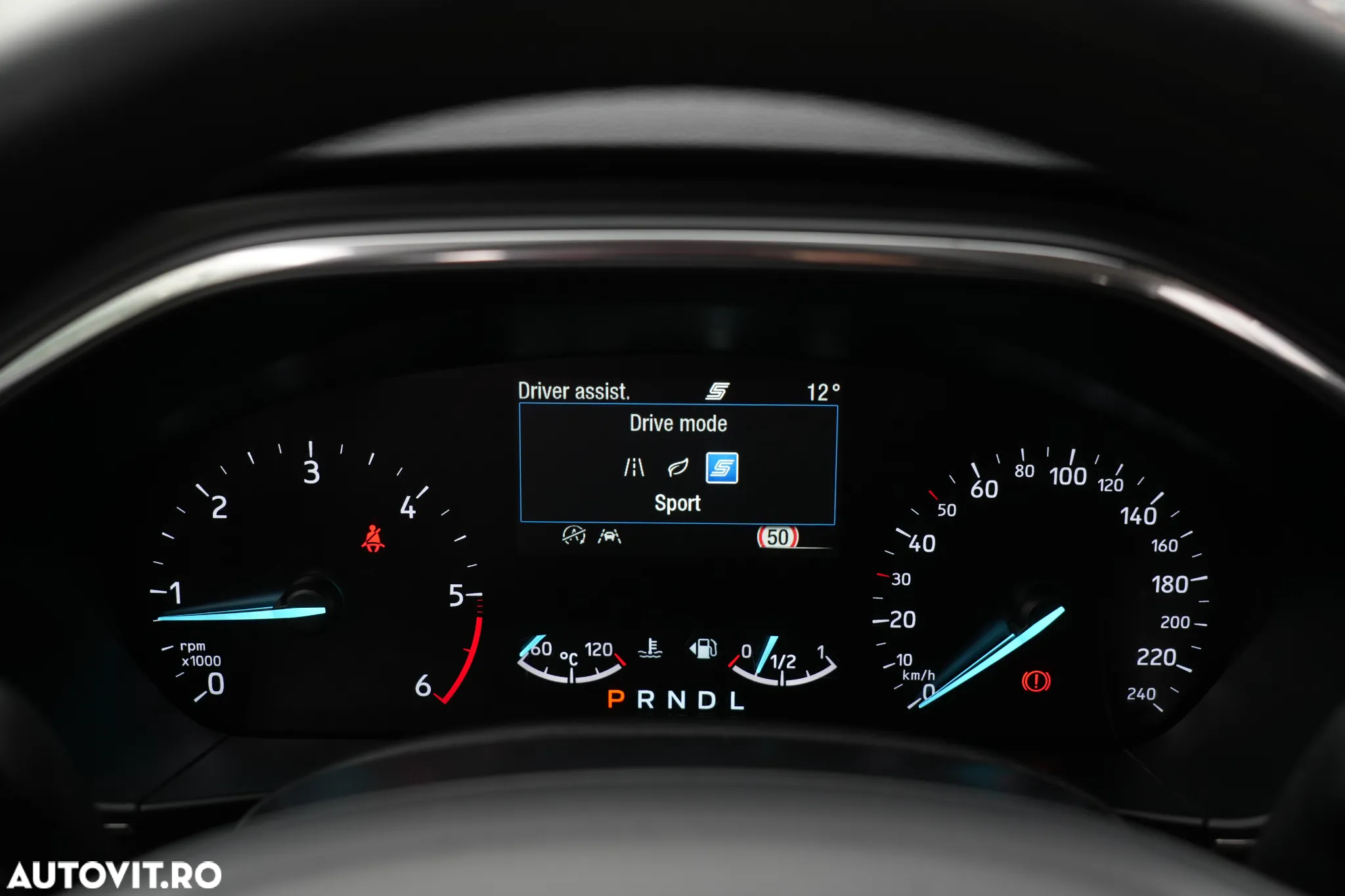 Ford Focus 1.5 EcoBlue Titanium Business - 22