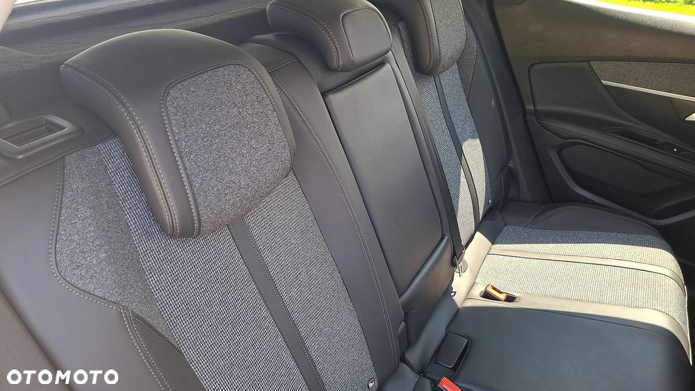 Peugeot 3008 - 25