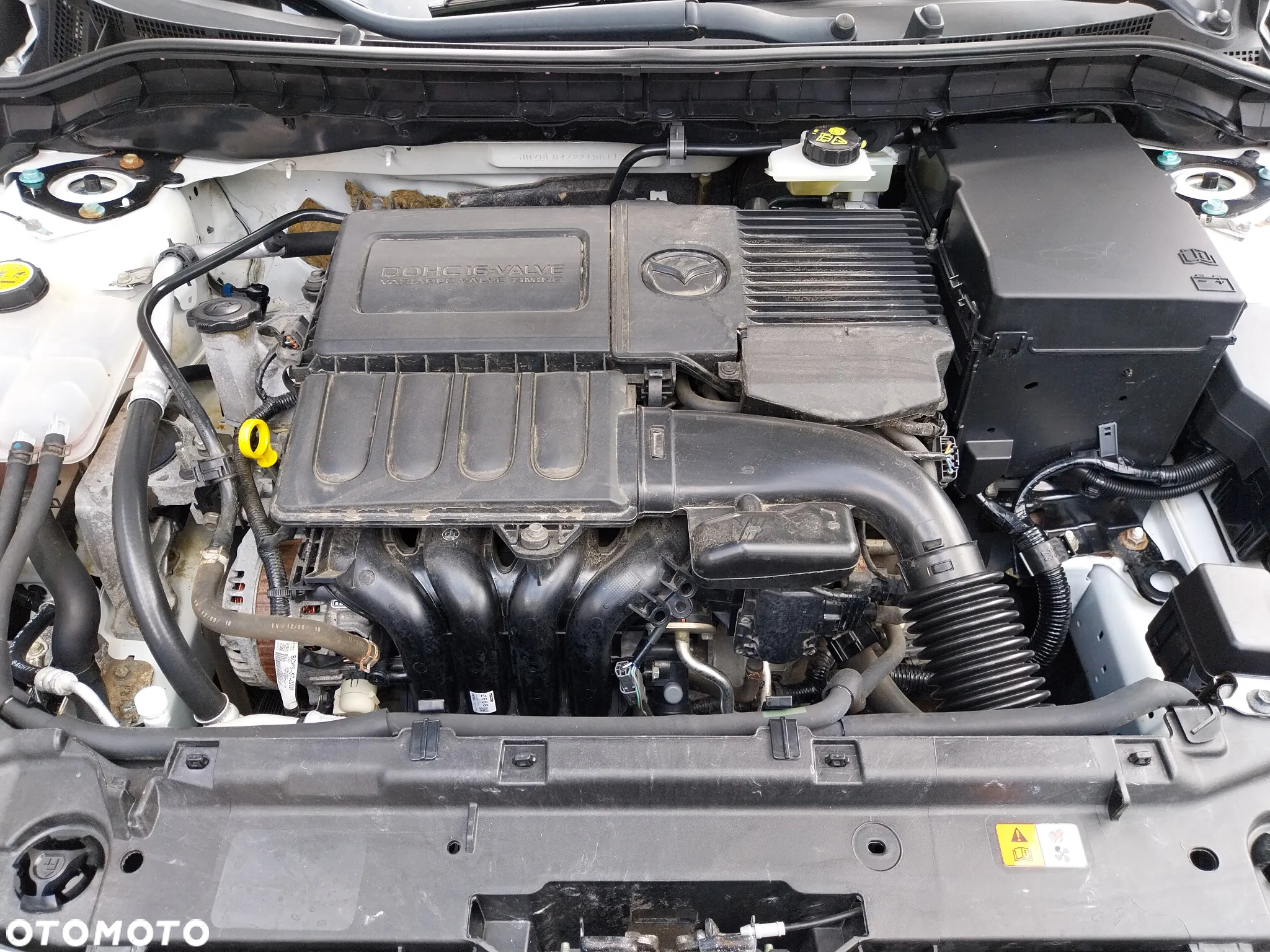 Mazda 3 1.6 Exclusive + - 12