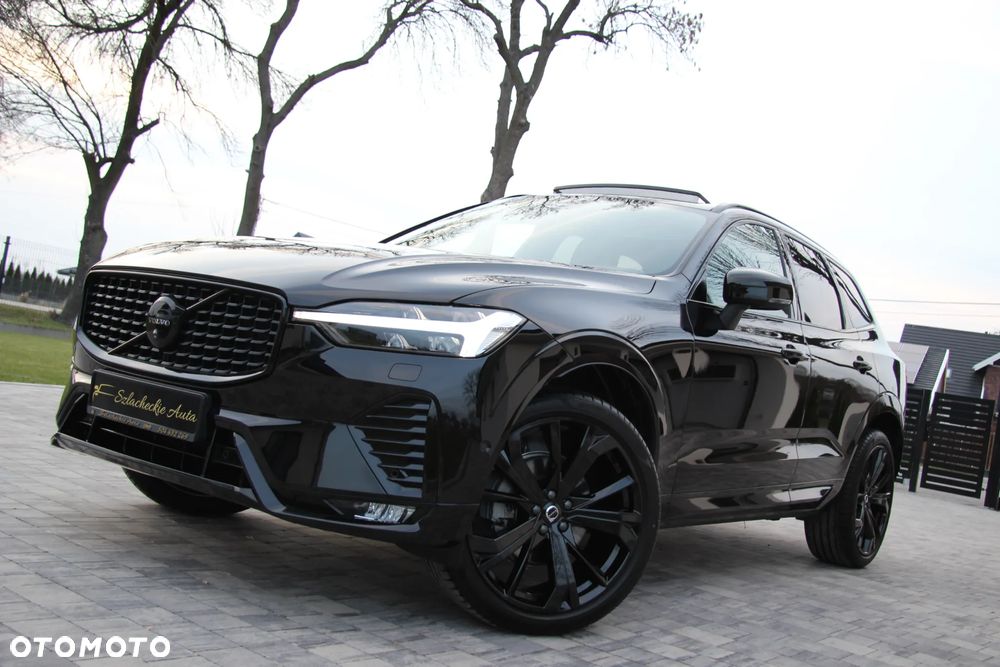 Volvo XC 60 B5 B AWD Plus Black Edition - 16