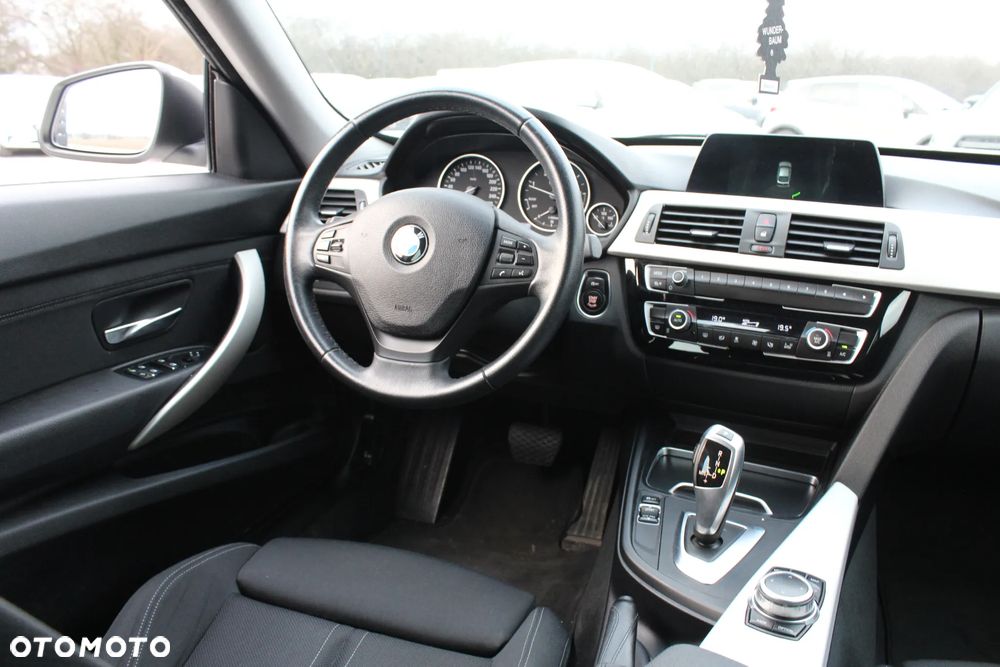 BMW 3GT 318d - 20