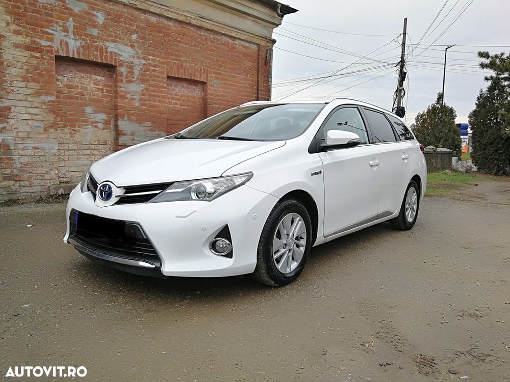 Toyota Auris 1.8 VVT-i Automatik Executive - 3