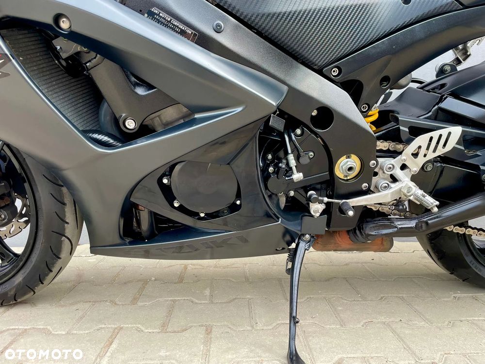 Suzuki GSX-R - 11