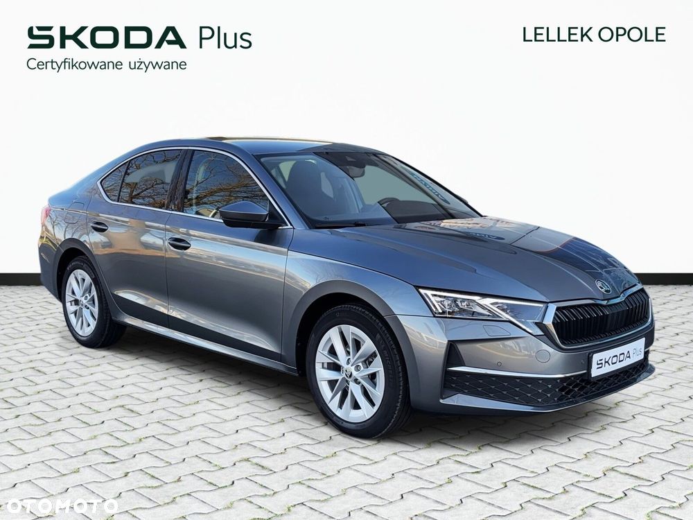 Skoda Octavia 2.0 TDI Selection DSG - 3
