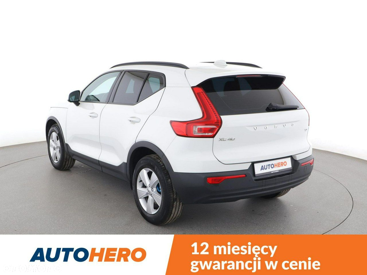Volvo XC 40 T2 Momentum Core - 4