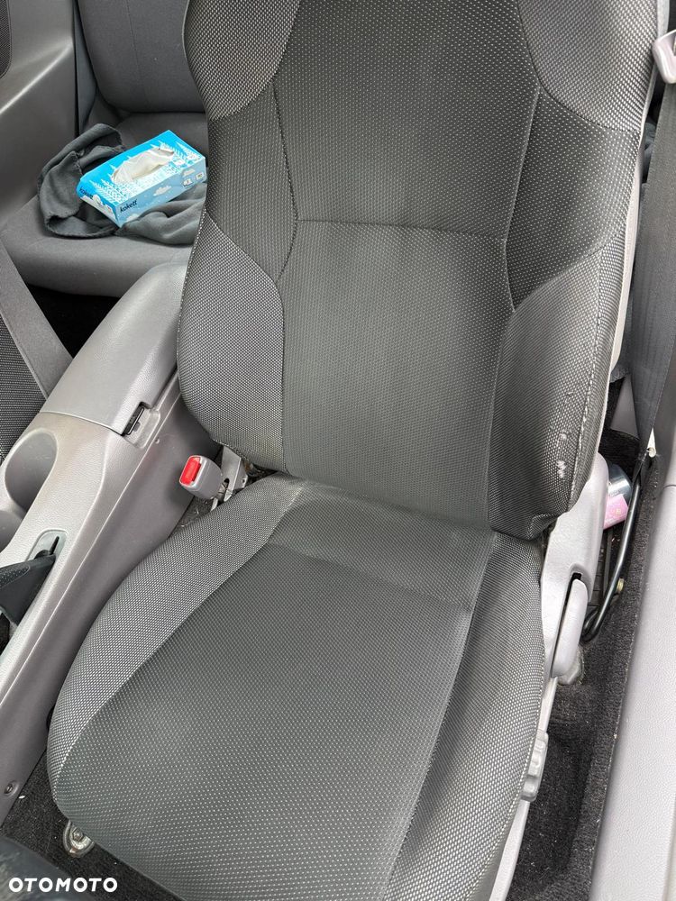 Toyota Celica 1.8 VVT-i Sol - 15