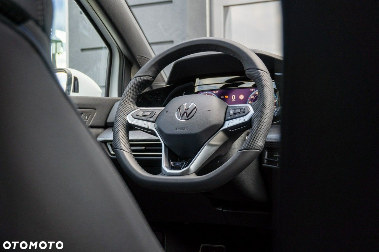 Volkswagen Golf - 18