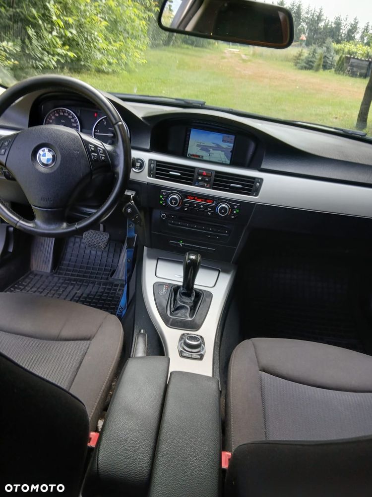 BMW Seria 3 - 18