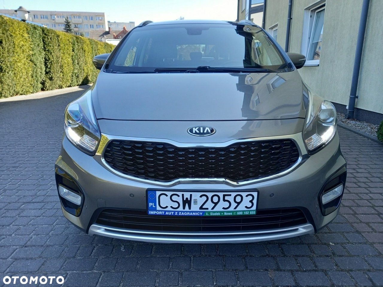 Kia Carens 1.6 GDI Dream-Team Edition - 10