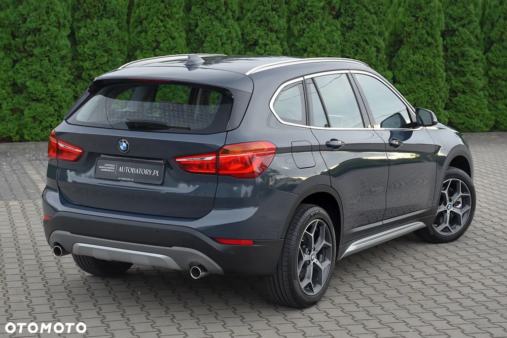 BMW X1 xDrive20d Sport Line - 14