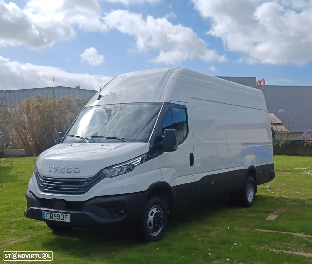 Iveco Daily 3.0 35C21HV A8 4100 18m3 - 2