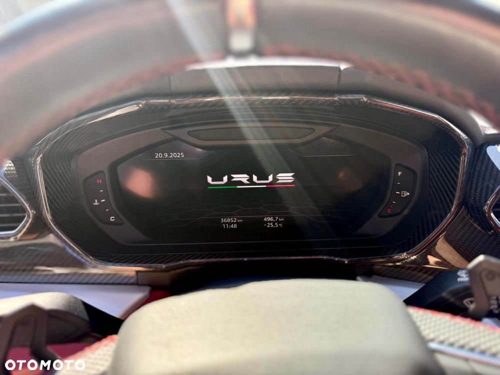 Lamborghini Urus - 8