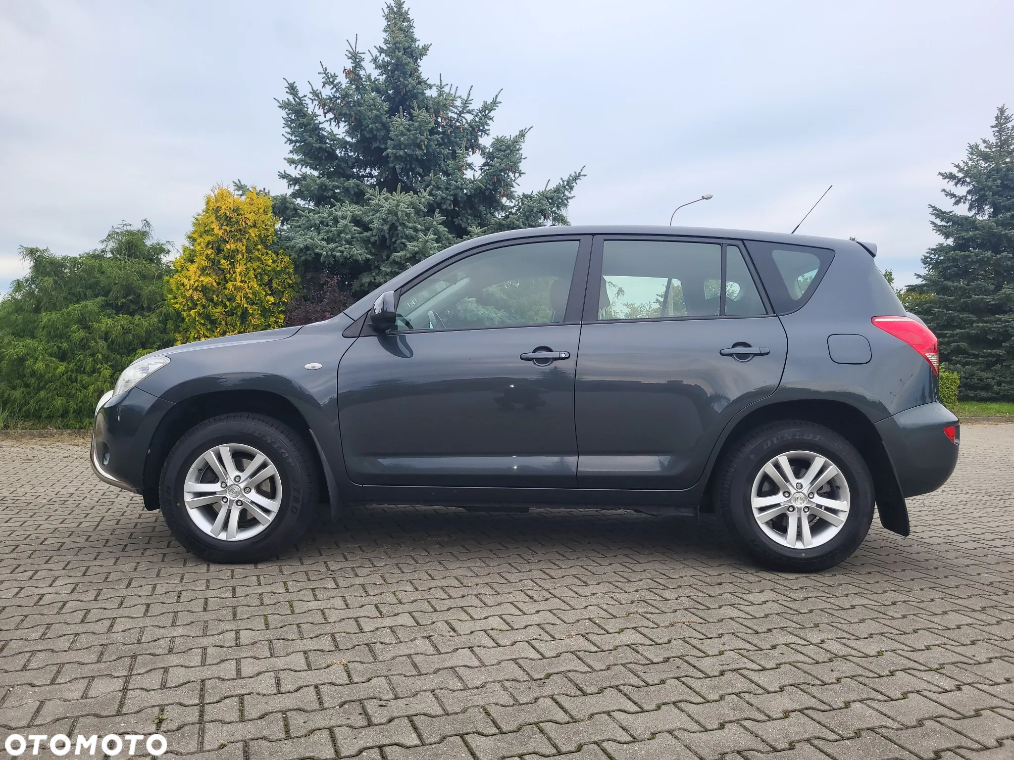 Toyota RAV4 2.0 VVT-i Sol - 9