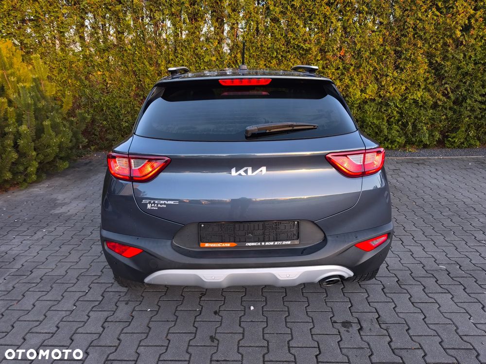 Kia Stonic - 8