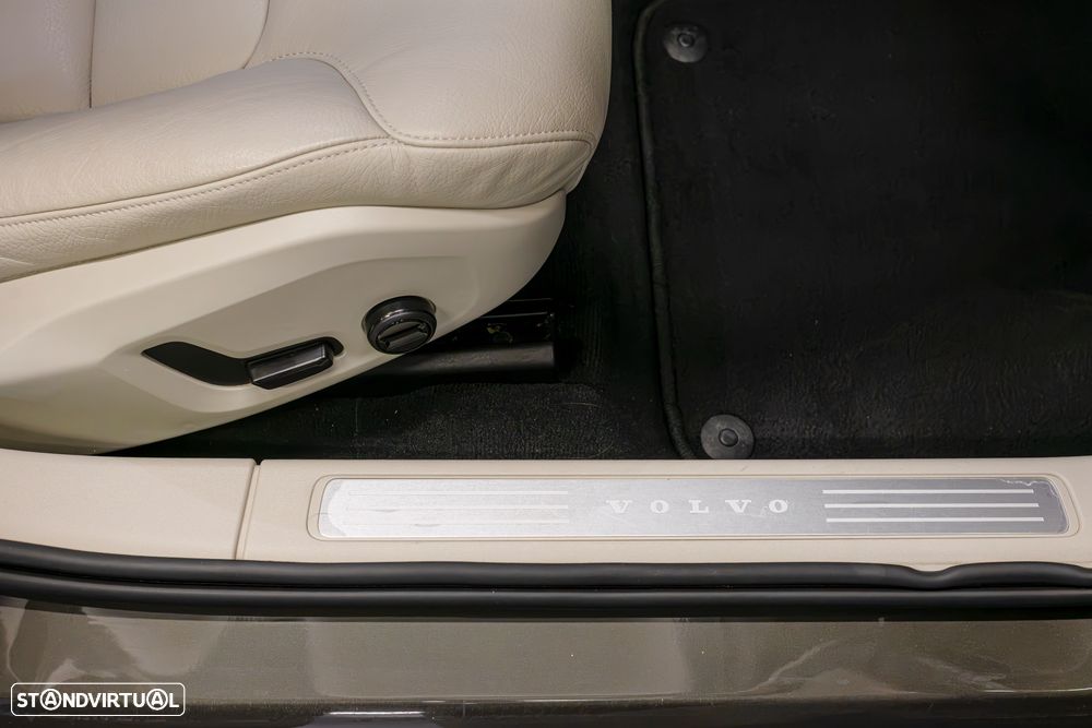 Volvo V90 T8 Recharge AWD Geartronic Inscription Expression - 20