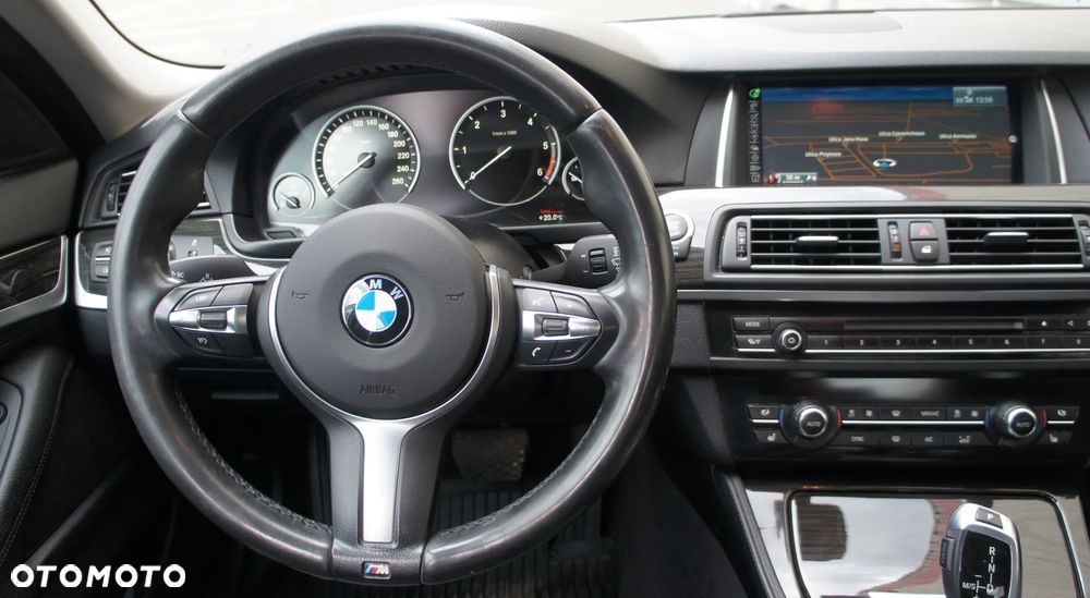 BMW Seria 5 520d xDrive Luxury Line - 15