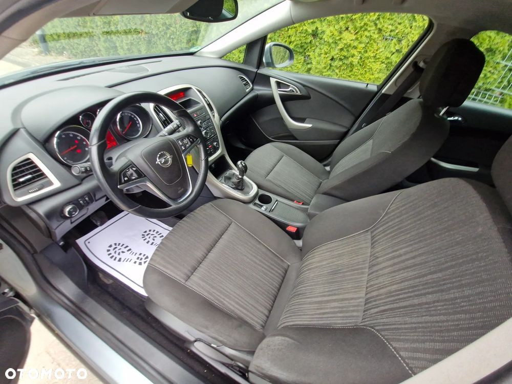 Opel Astra 1.6 ECOFLEX Start/Stop Edition - 24