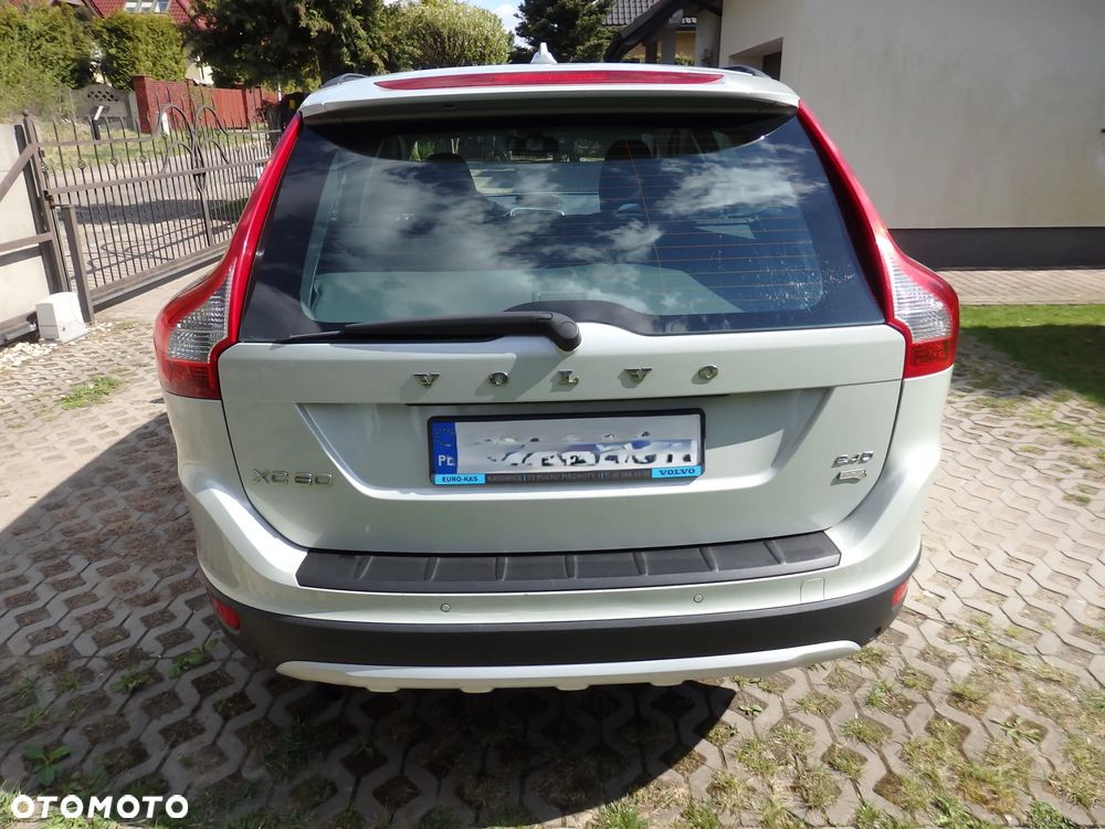 Volvo XC 60 2.4D DRIVe - 19