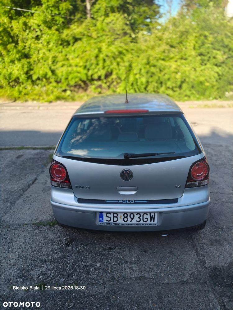 Volkswagen Polo 1.4 Tour - 2