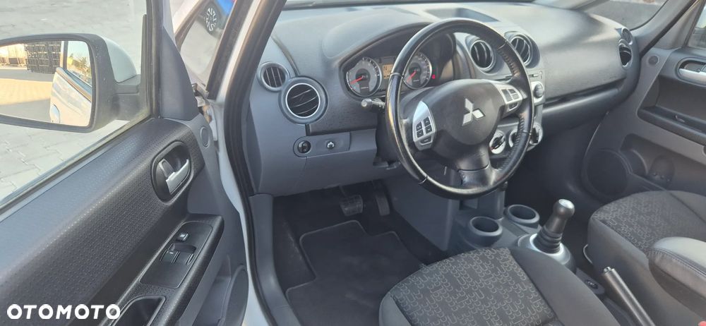 Mitsubishi Colt 1.3 Automatik Motion Plus - 10