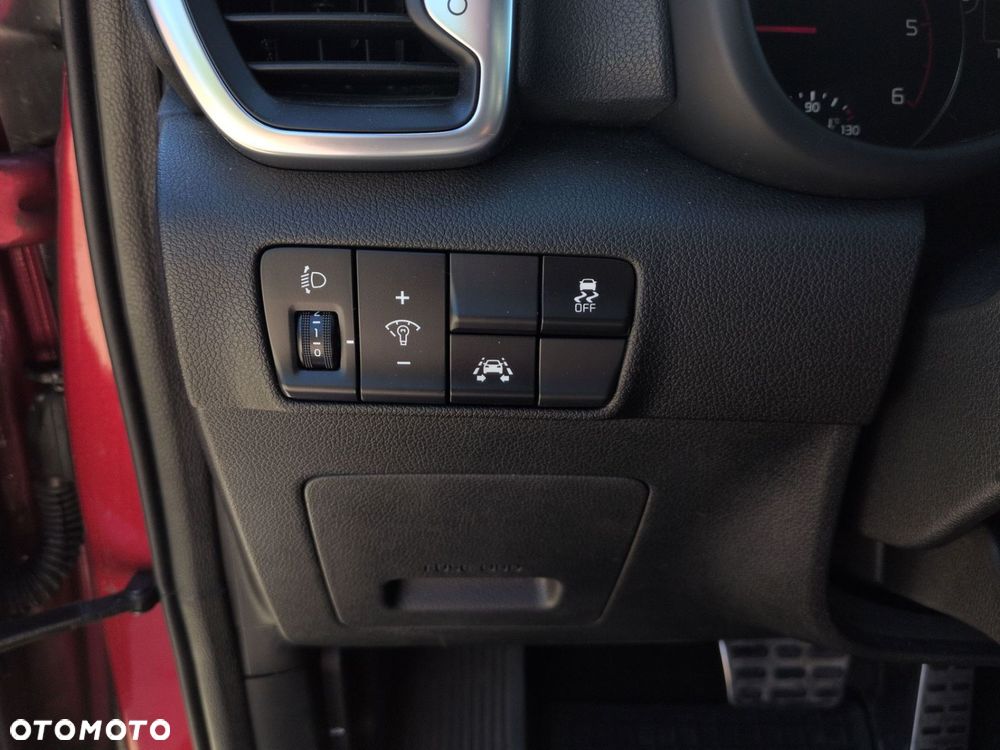 Kia Sportage - 11