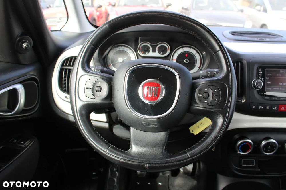 Fiat 500L - 24