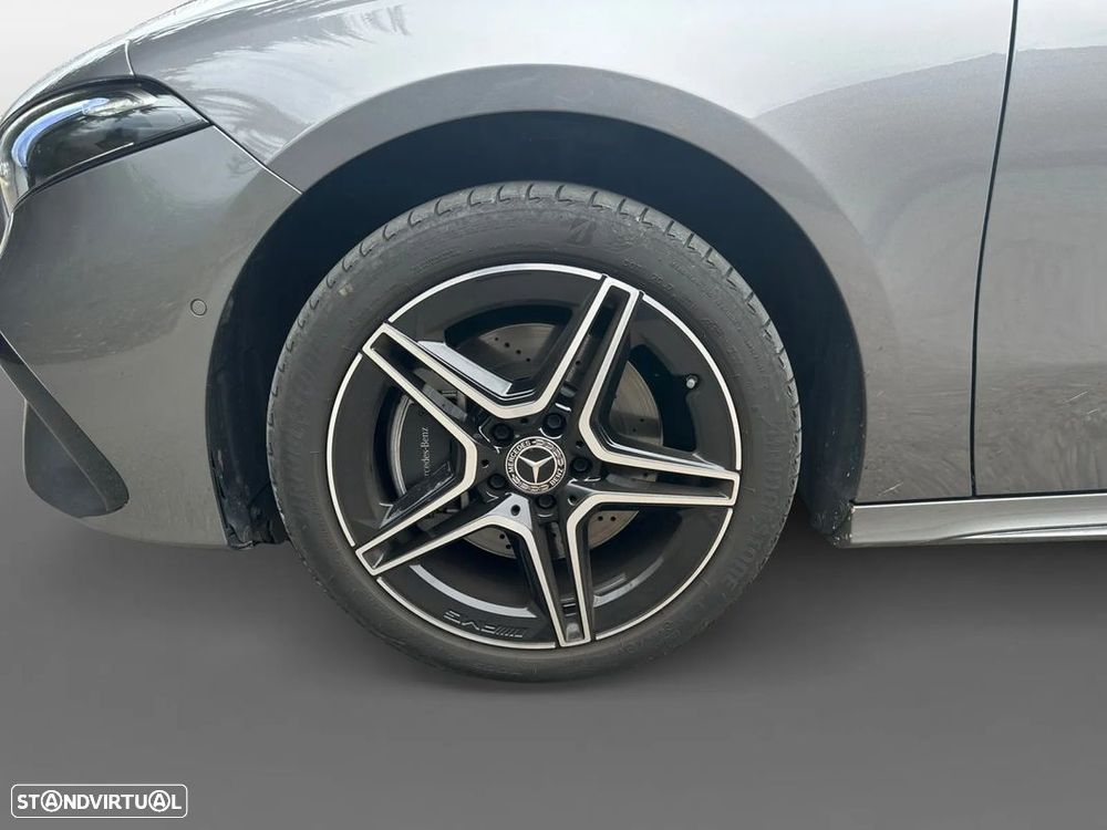 Mercedes-Benz A 250 Limousine e - 16