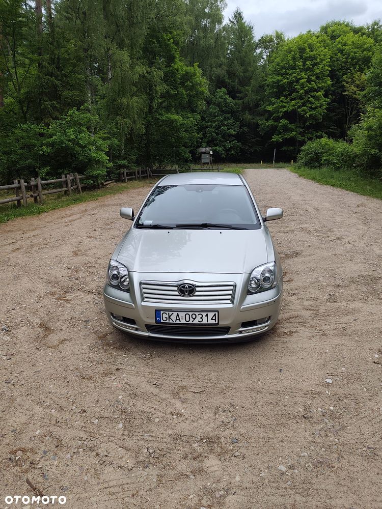 Toyota Avensis 2.0 D-4D Sol - 1